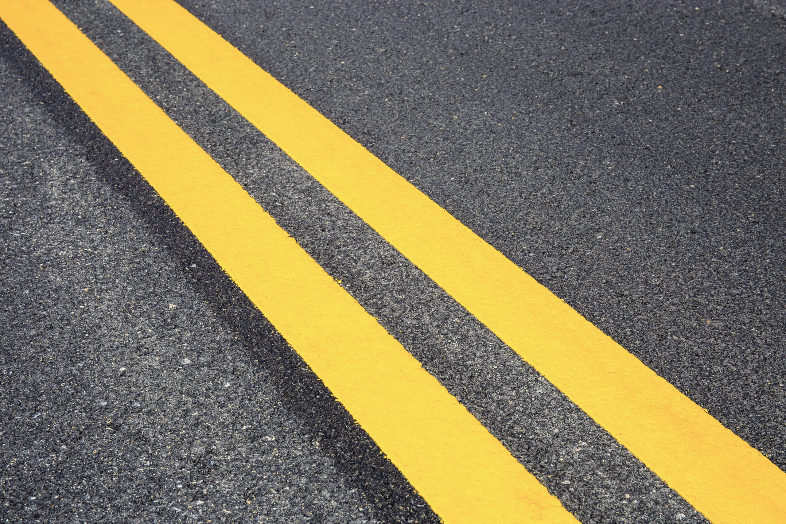 double solid yellow line